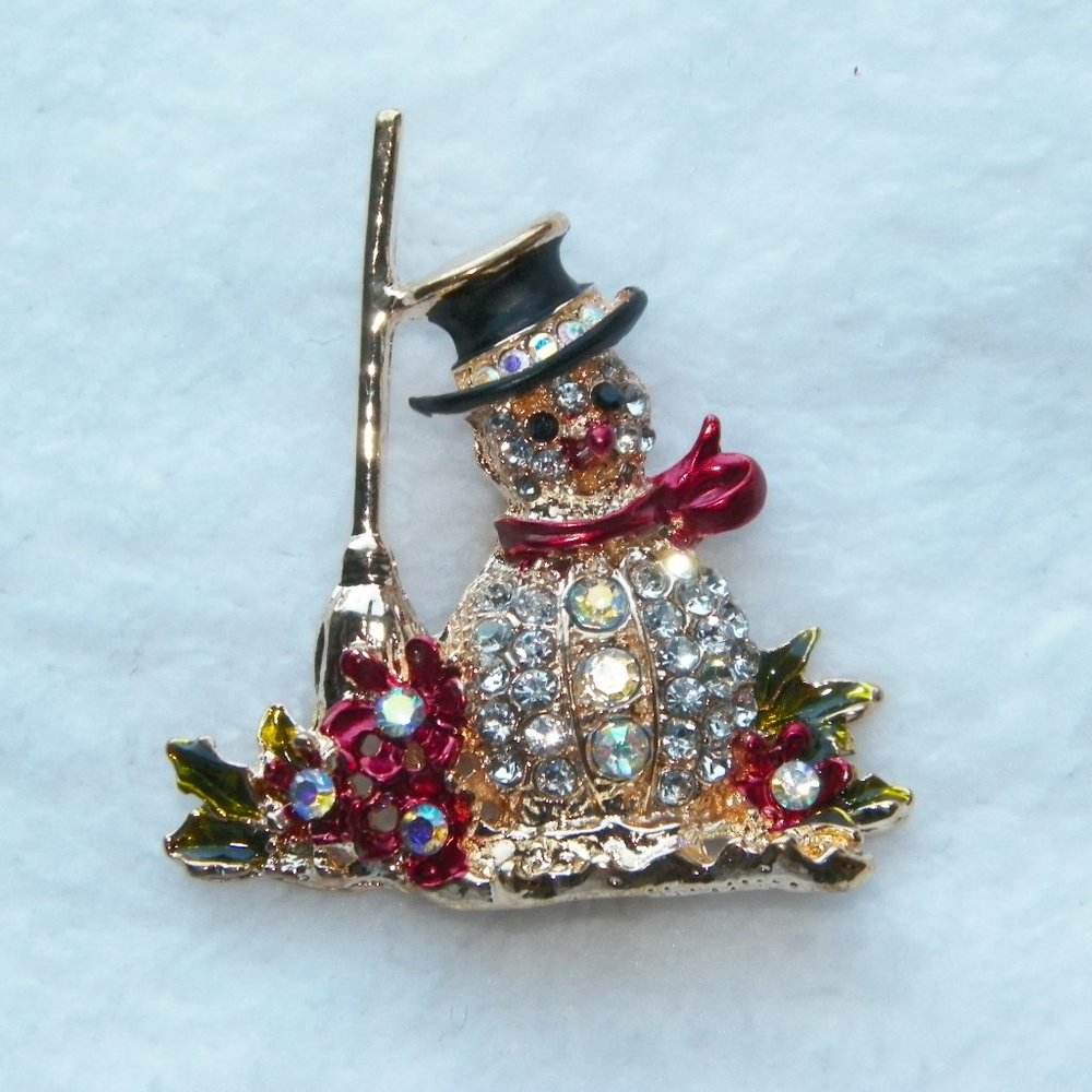 🎄BEST SELLER🎄 Snowman Brooch Christmas Pin Gold 2"